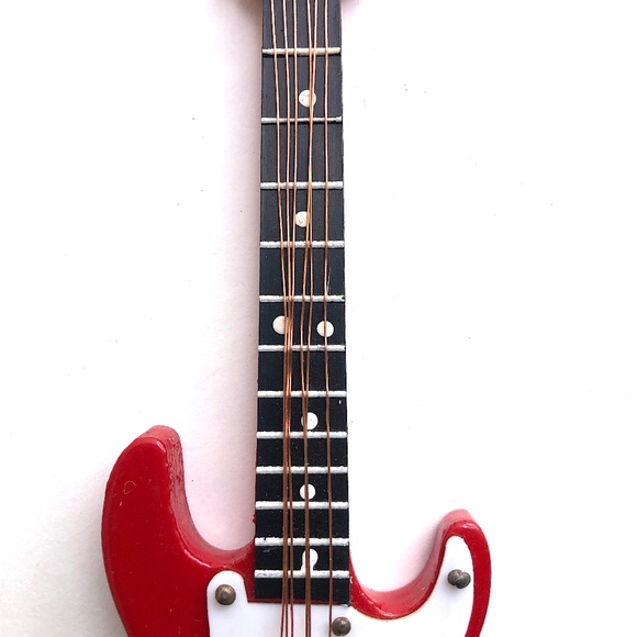 Mini Electric Guitar Fender Instrument Hanging Ornament Red Broadway Gifts music - Picture 7 of 13